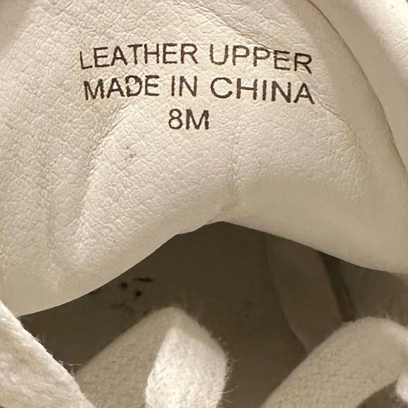 J/SLIDES Hilton White and Gold Platform Sneakers - Women’s Size 8 - Picture 14 of 14